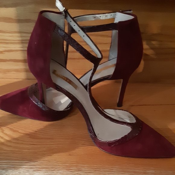 burgundy elegant shoes - Picture 3 of 4